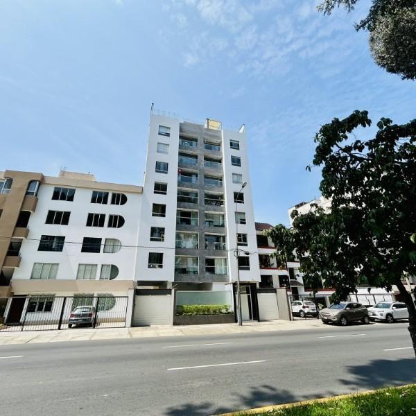 alquiler de departamento en san borja con balcon